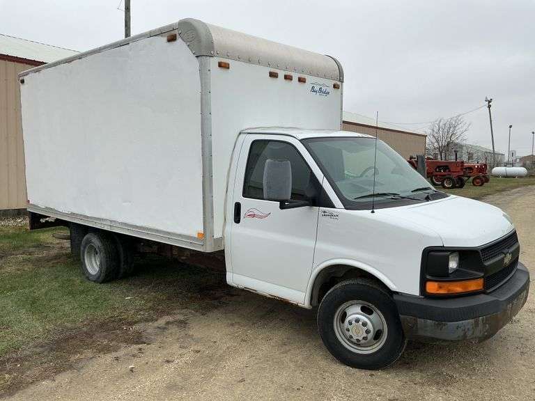 2005 Chevy van truck