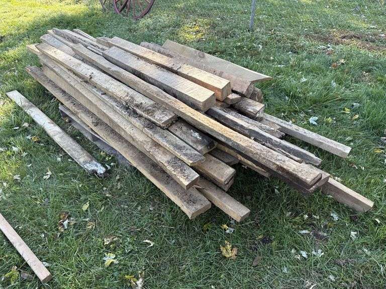 Assorted lumber up to 10'
