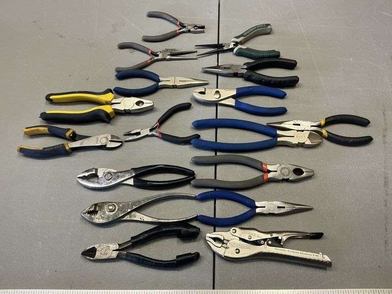 Pliers