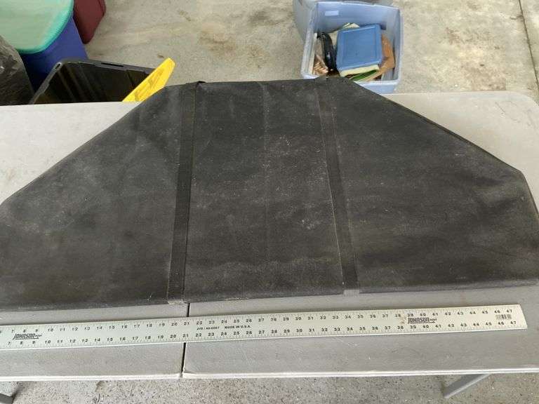 Folding poker table