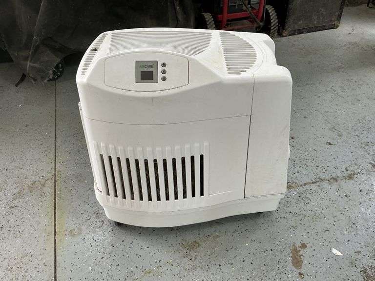 Humidifier, needs cleaning/untested