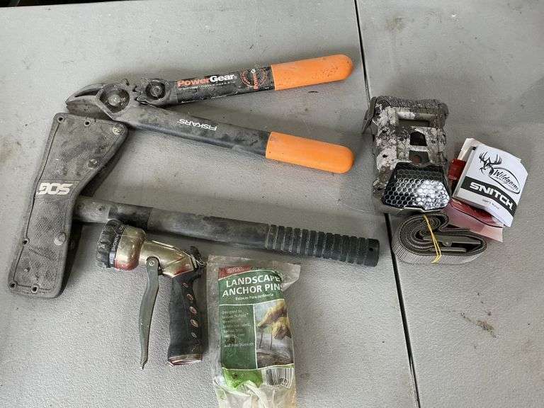 Loppers, nozzle, trail cam, hatchet, etc