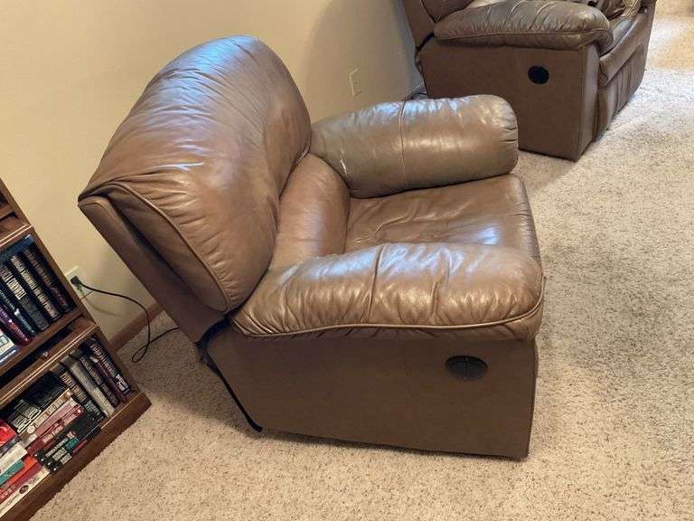 Leather power recliner