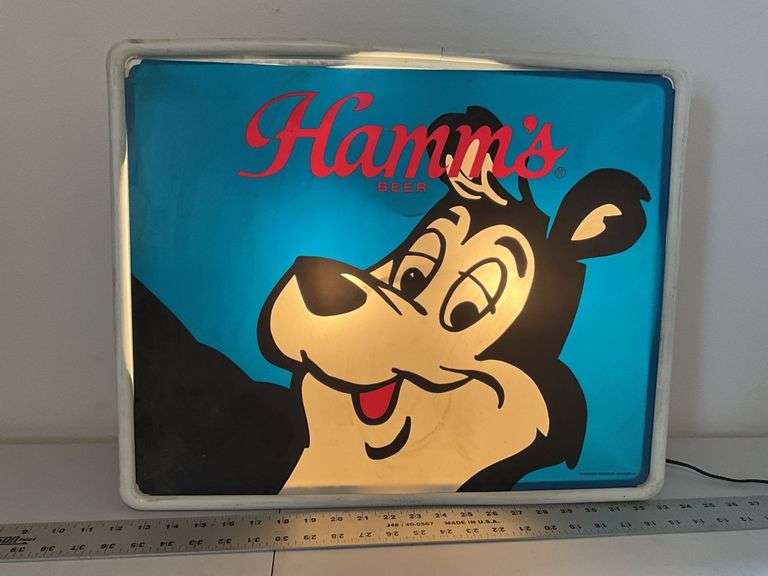 Hamm’s lighted beer sign. Works. Legacy Auction Company