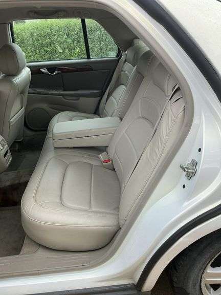2005 Cadillac Deville
