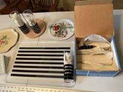 Plastic bar glasses, tray etc.