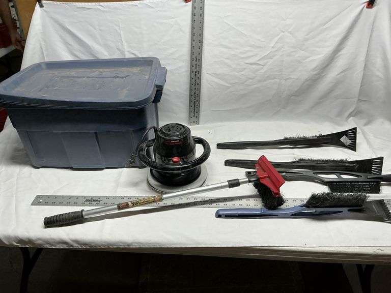 Buffer/polisher, ice scrapers with tote