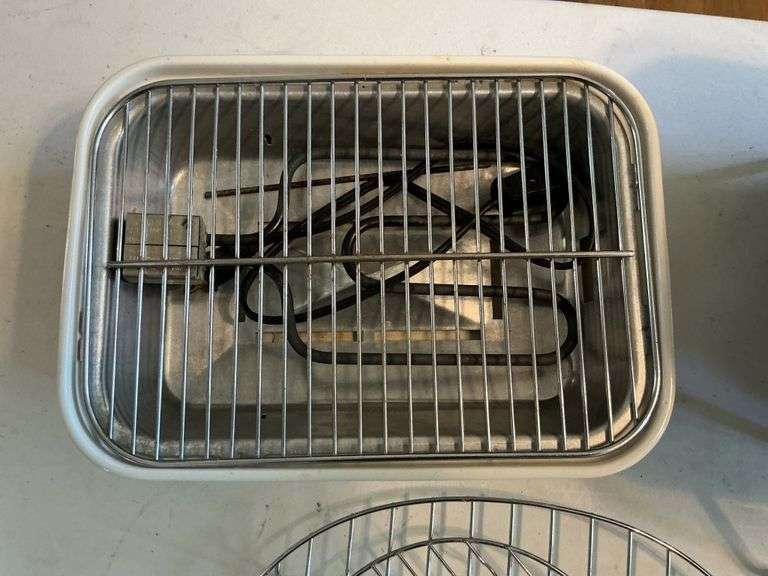 Electric grills