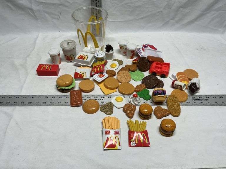 McDonalds play food