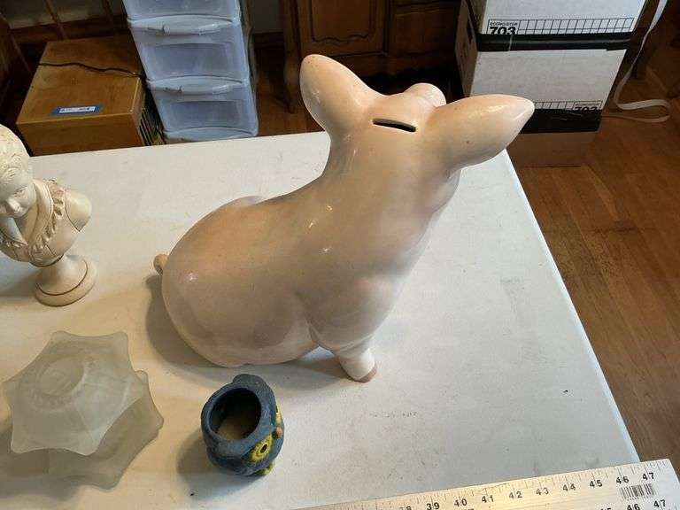 Piggy bank and figurines, etc.
