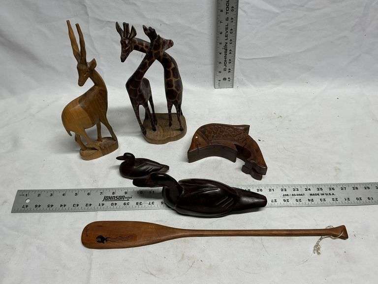 Carved wood animals, ducks, etc