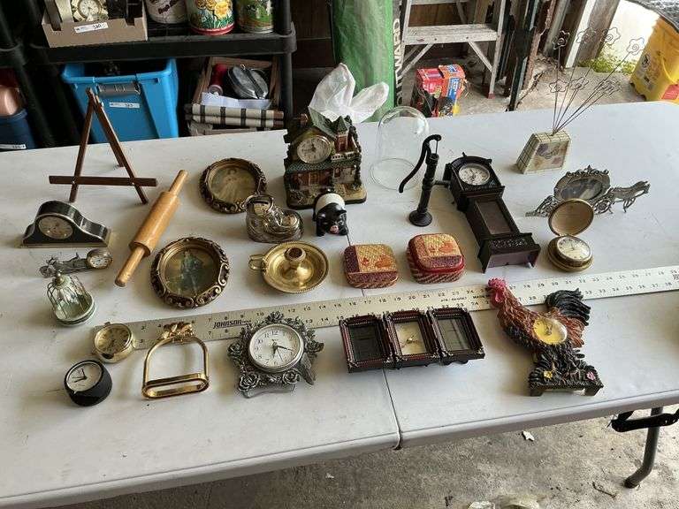 Assorted clocks and decor
