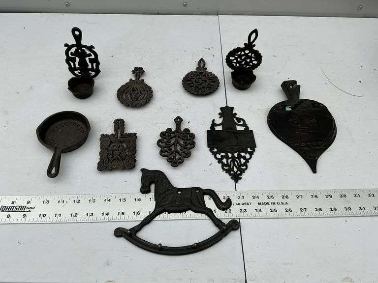 Cast wall hangings and trivets