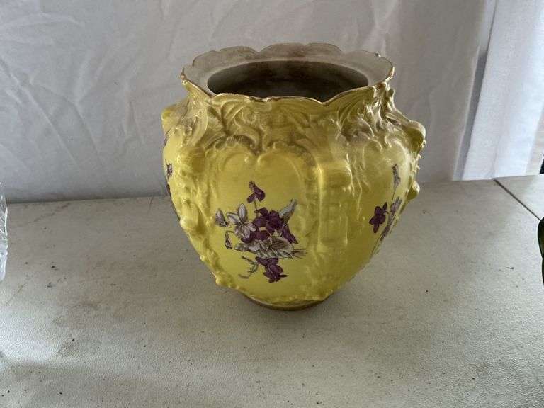 Fruit bowls, vase