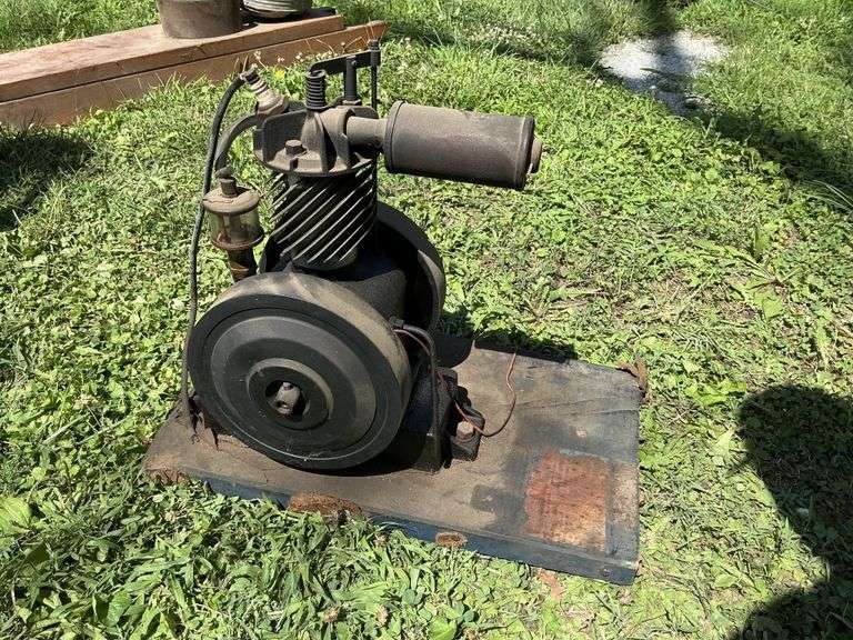 Briggs model F