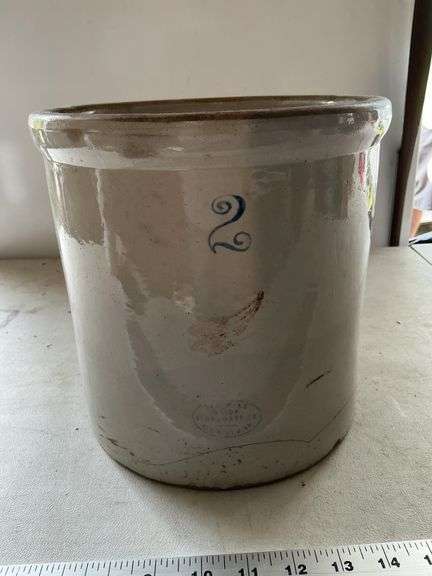 Red Wing 2 gallon crock- hairline crack