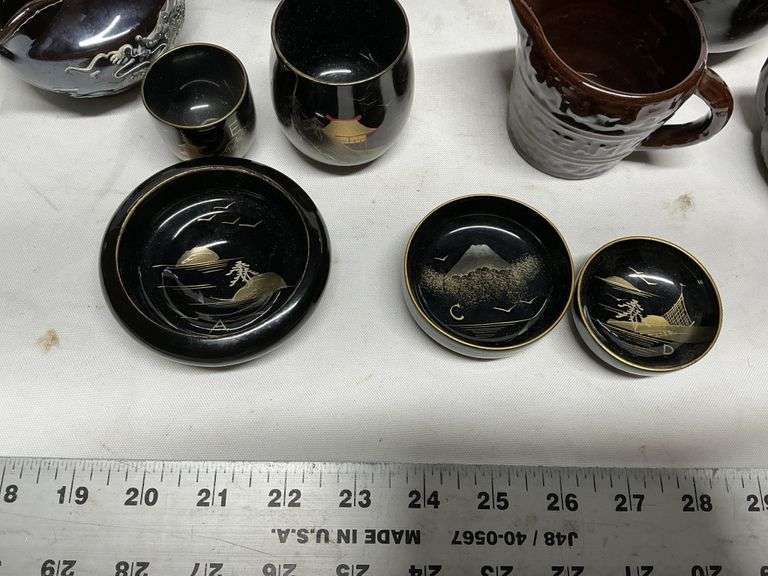 Teapots, creamer/sugar, etc
