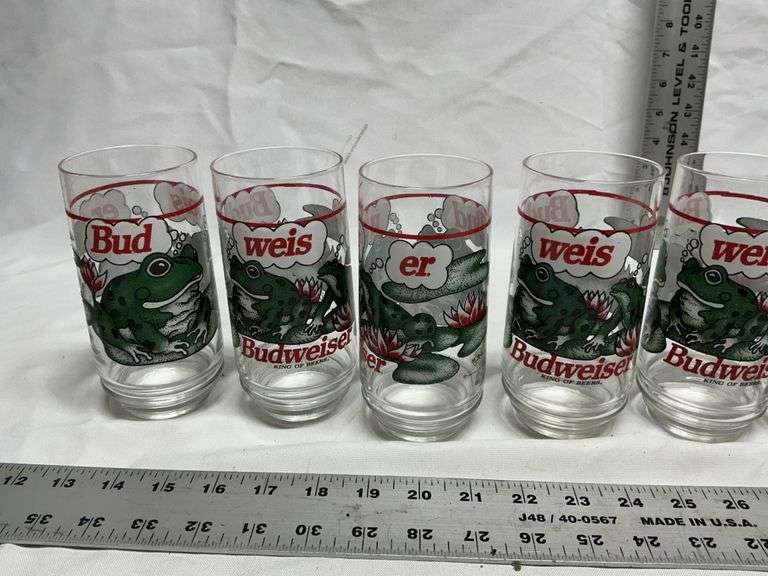 Bud-Weis-er frog glasses