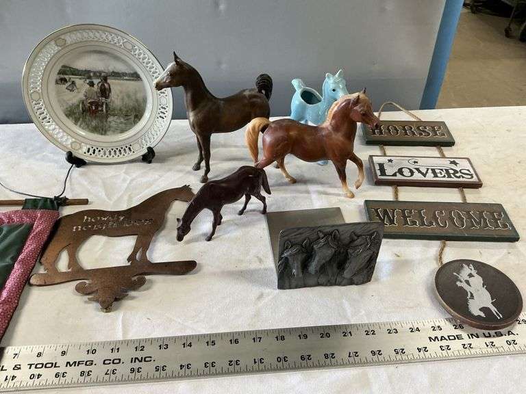 Breyer horses, horse decor