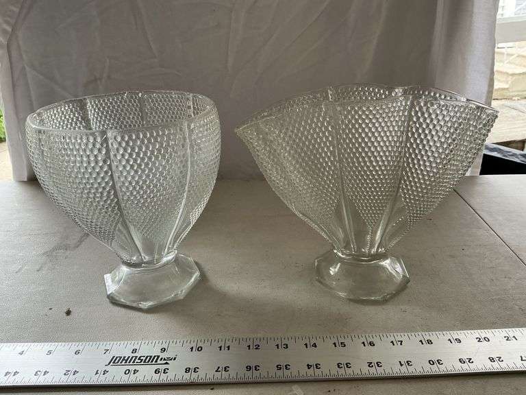 1000 eye clear hobnail vases