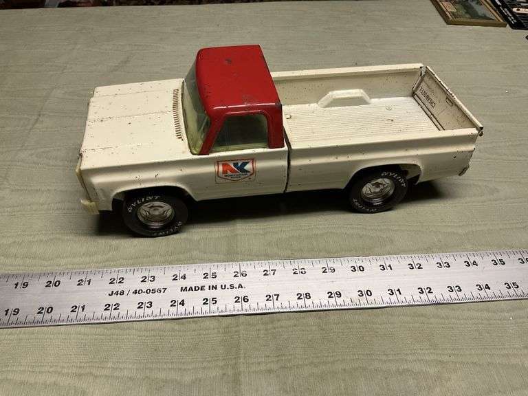 Nylint NK Seed pickup truck