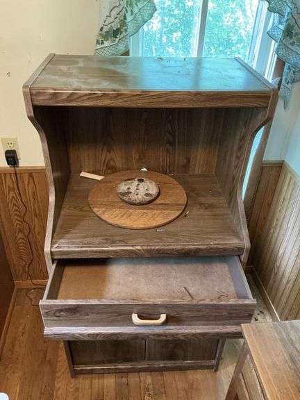 Microwave cabinet with Lazy Susan