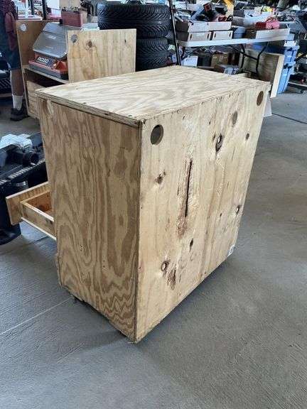 Craftsman professional router with cart