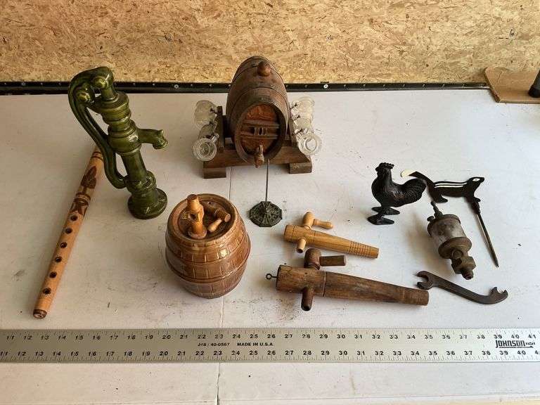 Collectibles/cast-iron chicken etc.