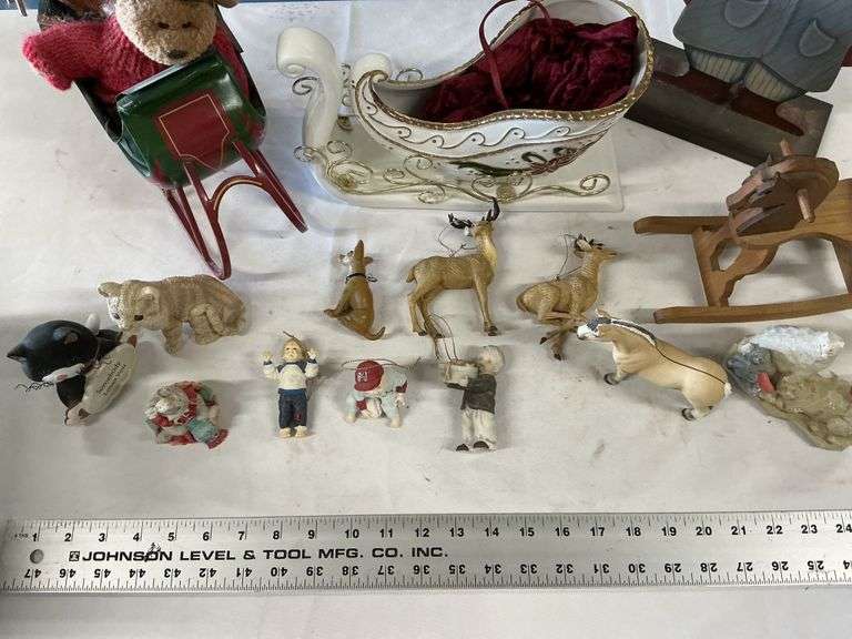 Sleighs, ornaments, etc