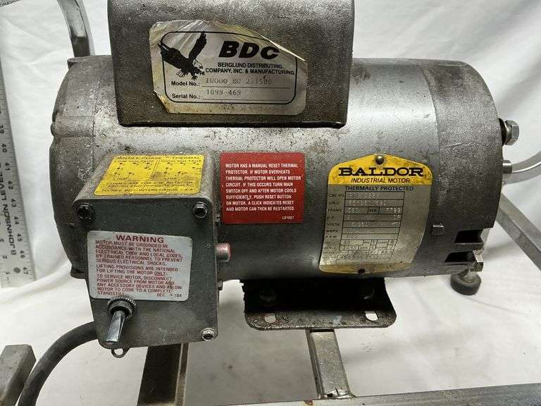 Power washer motor & frame-runs good