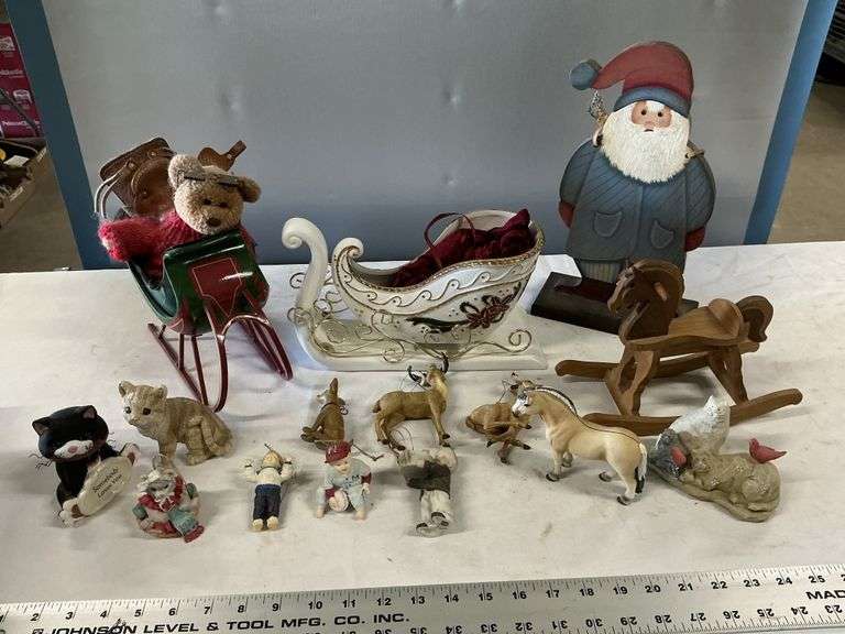 Sleighs, ornaments, etc