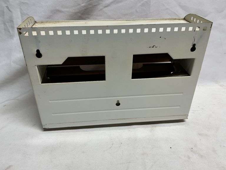 Vintage paper towel dispenser