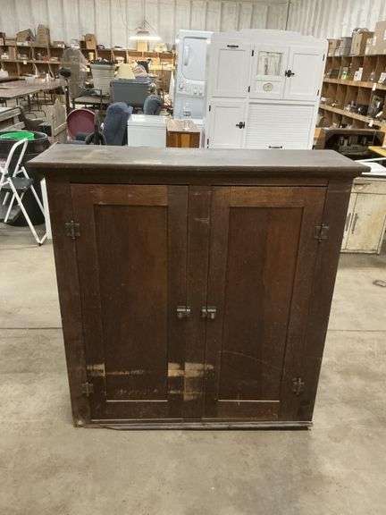 cabinet 4' x 4' x 16"