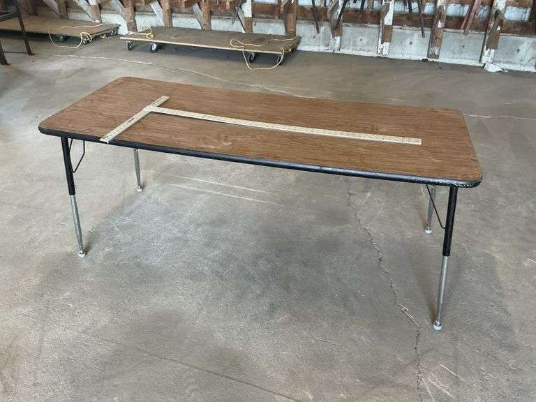 6' folding table