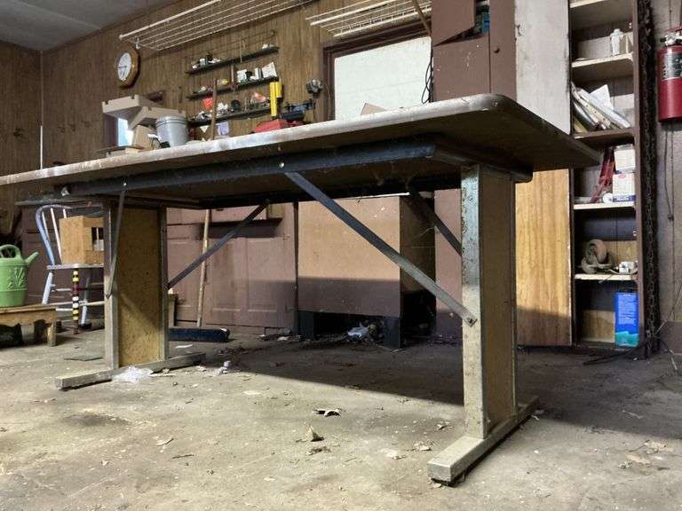 6' folding table