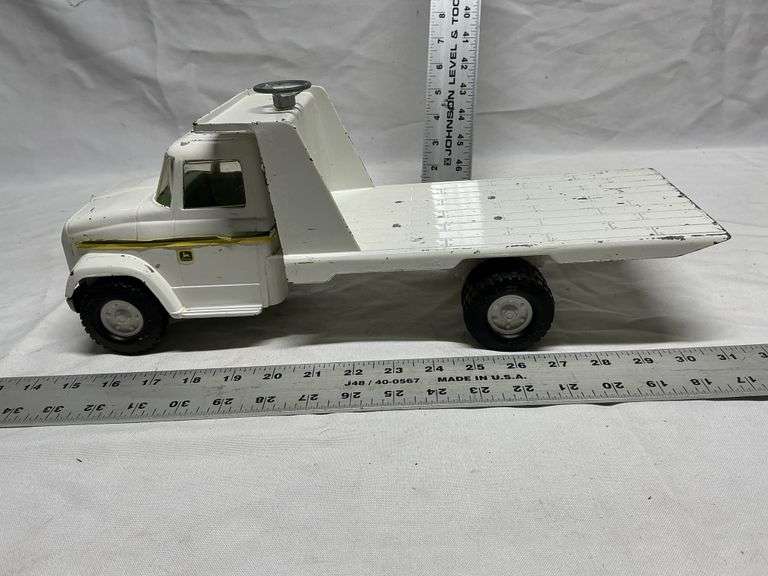 Ertl JD dealer implement truck