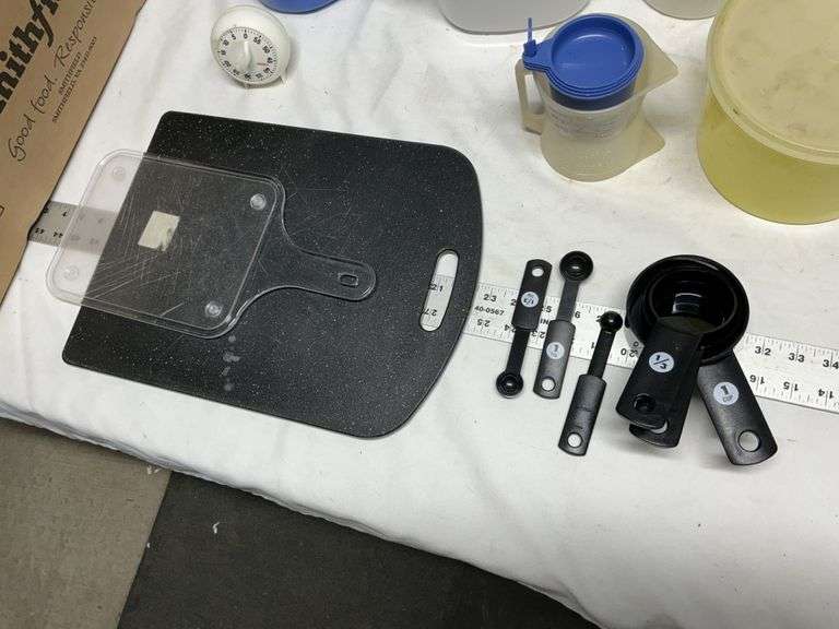 Tupperware etc.