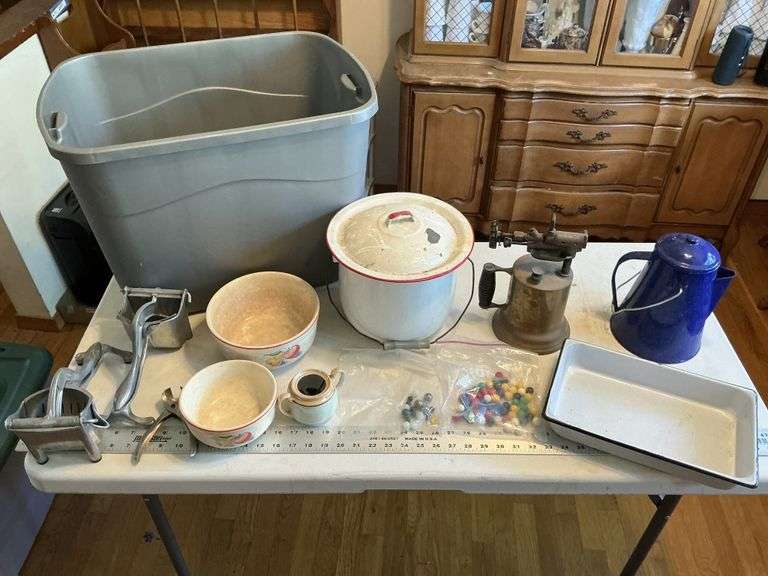 Enamelware/plastic marbles/bowls
