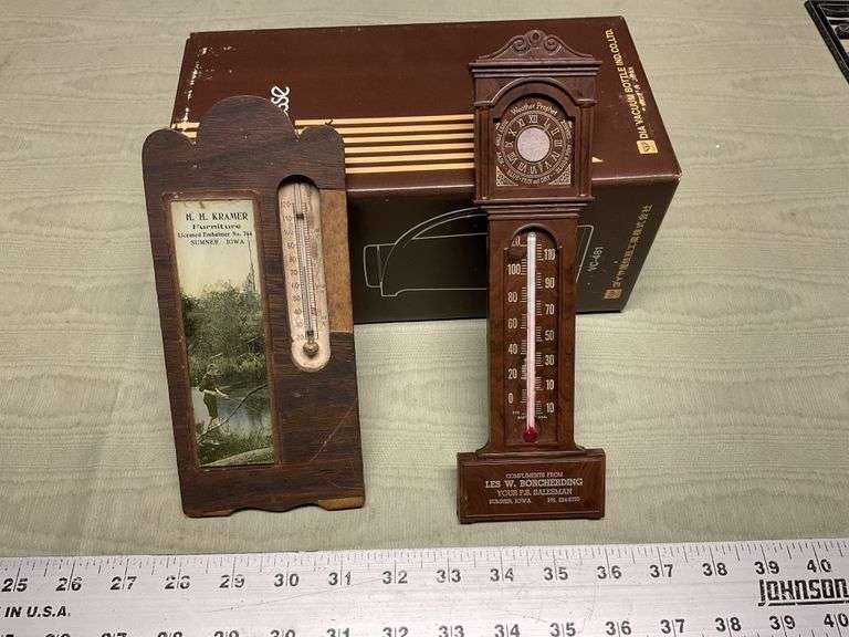 HH Kramer Furniture Sumner, Iowa wall