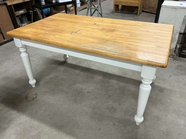 Table 5' x 35" x 30"