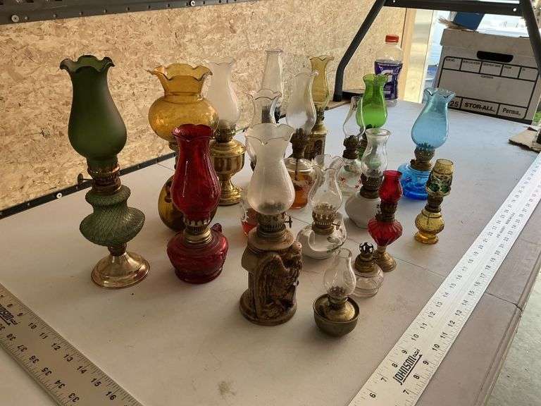 Miniature oil lamps