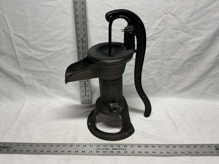 Cistern pump