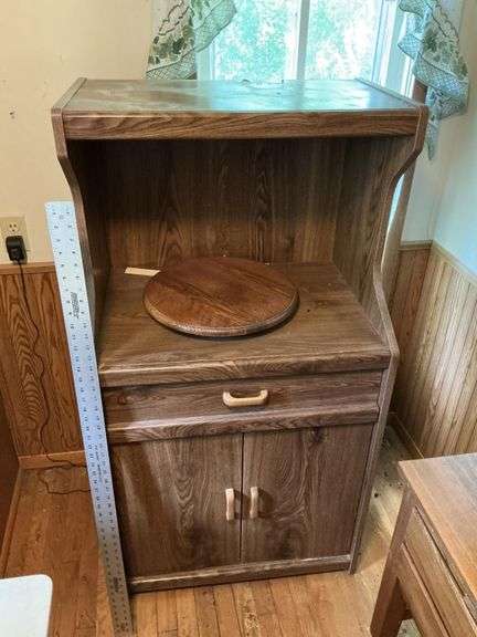 Microwave cabinet with Lazy Susan