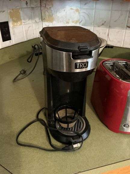 Black & Decker toaster/coffee makers and food