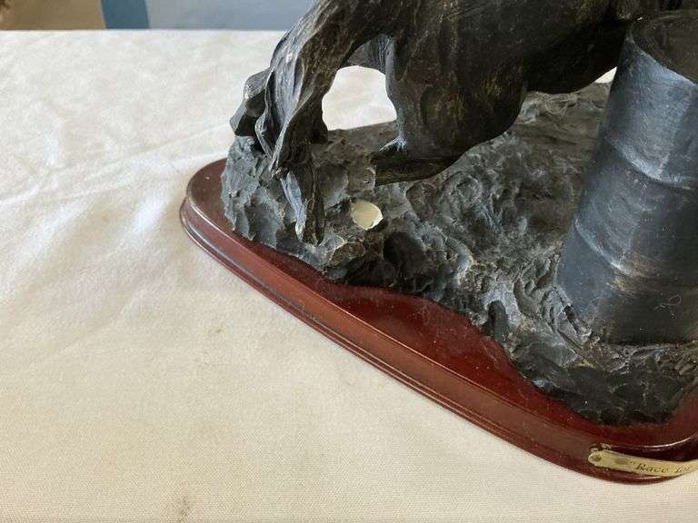 Horse/western statues-some broken pieces