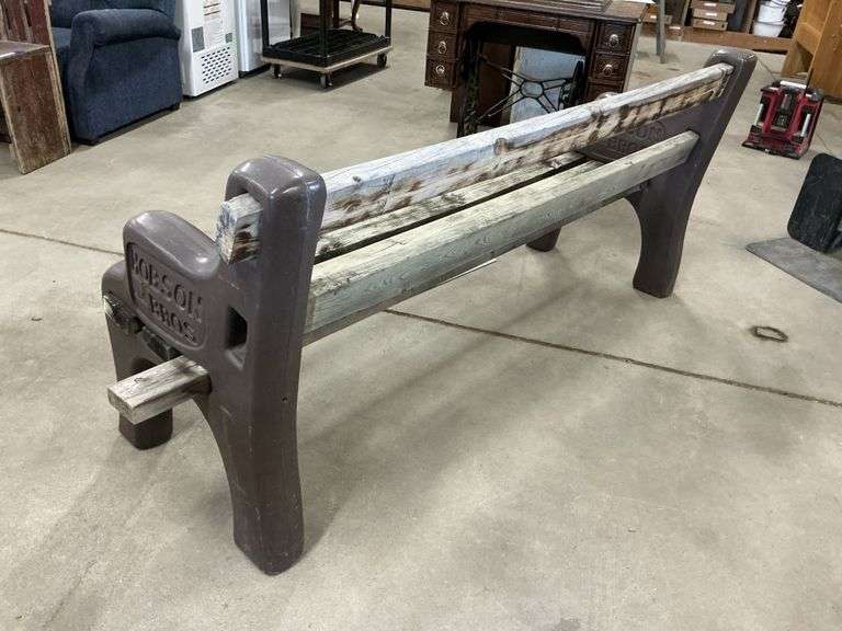 Hobbson park bench