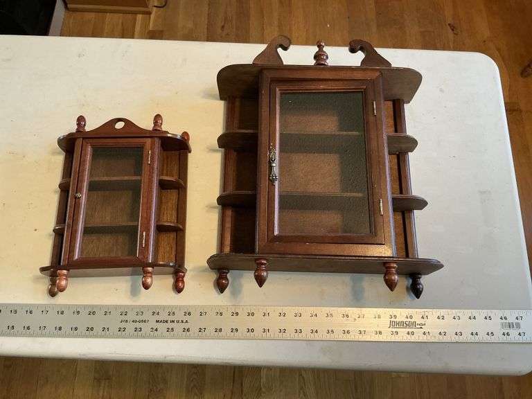 Shelf/cabinet