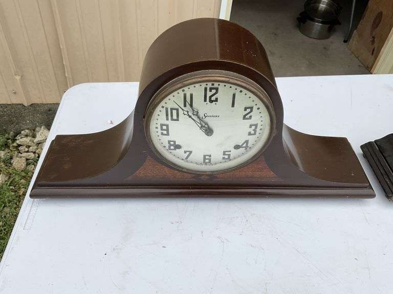 2-Antique Sessions mantle clocks