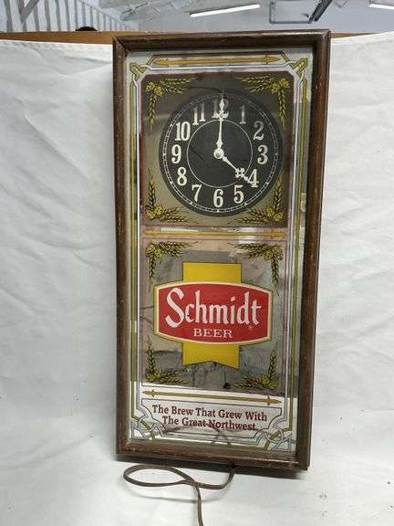 Schmidt Beer clock/mirror