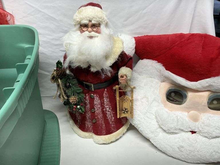 Christmas items with tote